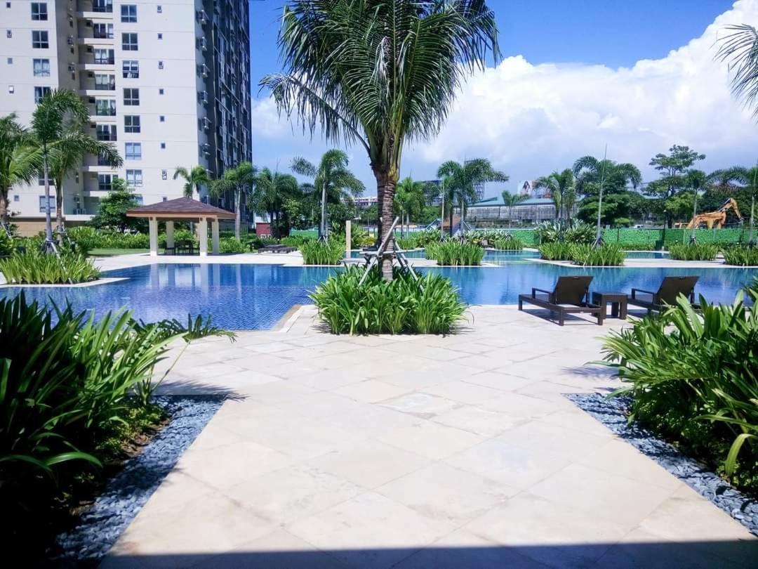 Aparthotel Chelsea Tower 1 à Muntinlupa City Extérieur photo
